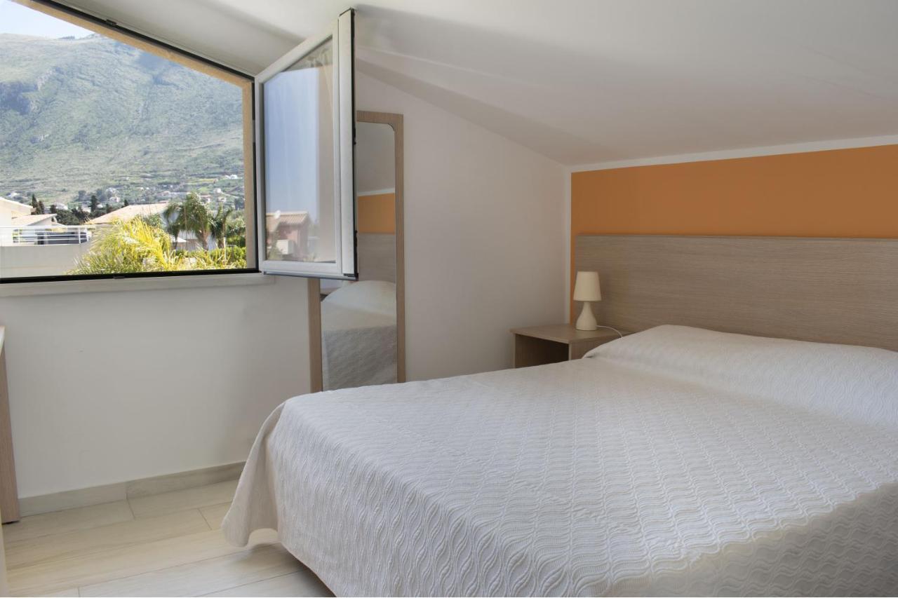 Borgo Aranci - Villa Tulipano Кастеламаре дел Голфо Екстериор снимка