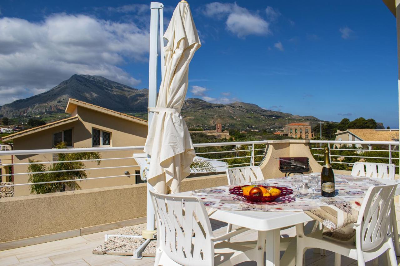 Borgo Aranci - Villa Tulipano Кастеламаре дел Голфо Екстериор снимка