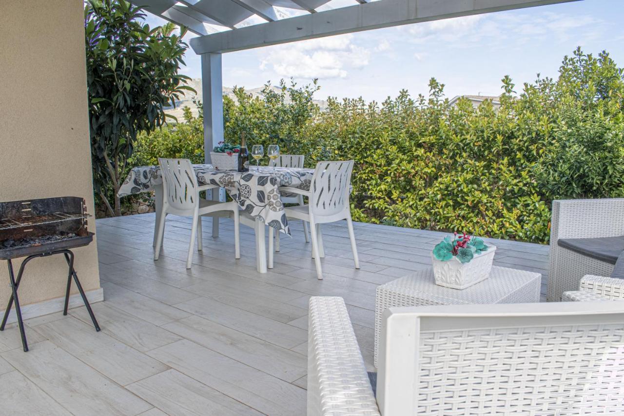 Borgo Aranci - Villa Tulipano Кастеламаре дел Голфо Екстериор снимка
