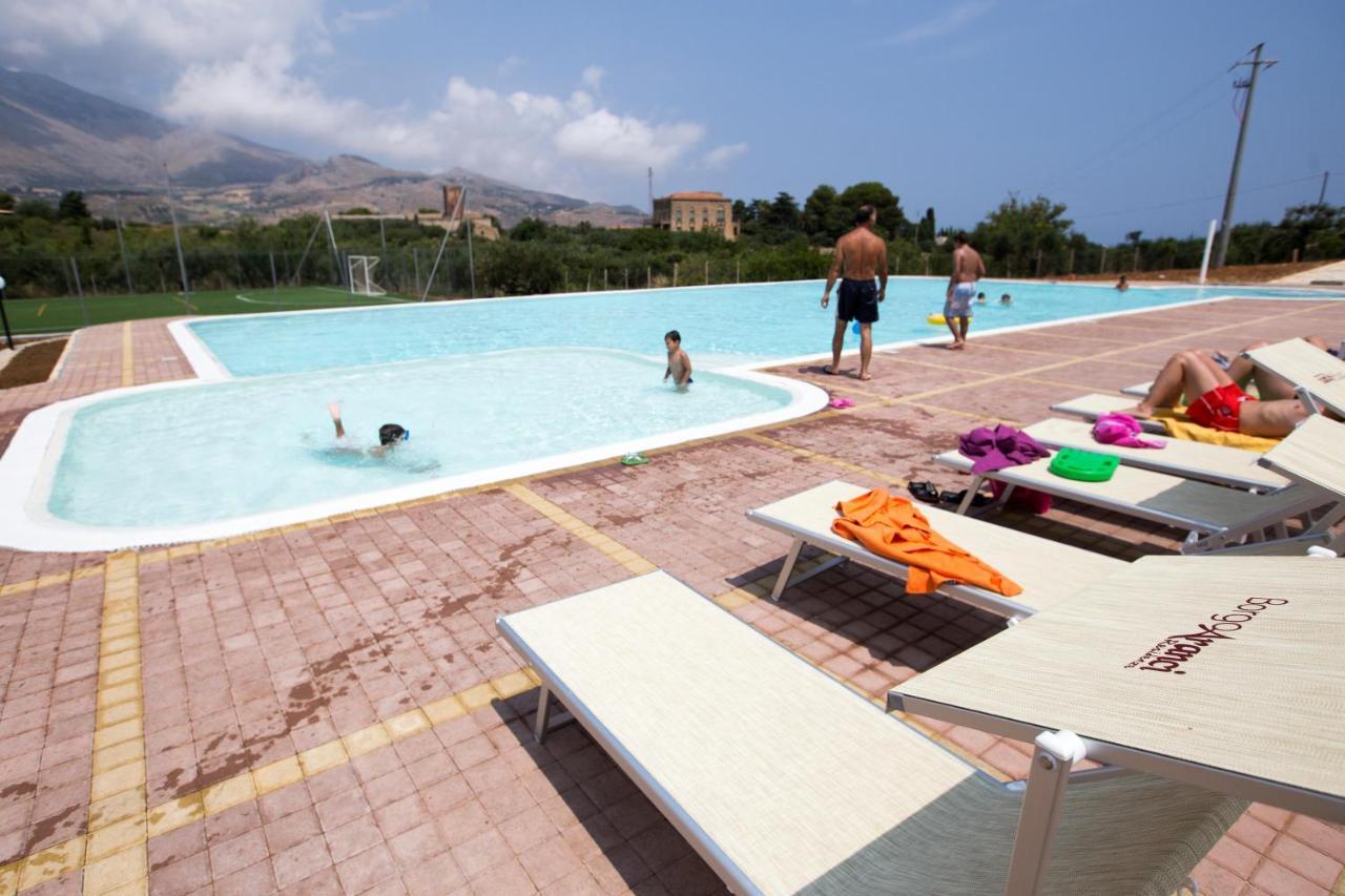 Borgo Aranci - Villa Tulipano Кастеламаре дел Голфо Екстериор снимка