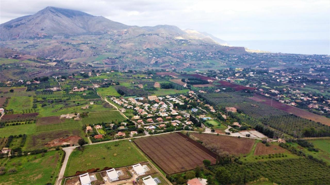 Borgo Aranci - Villa Tulipano Кастеламаре дел Голфо Екстериор снимка